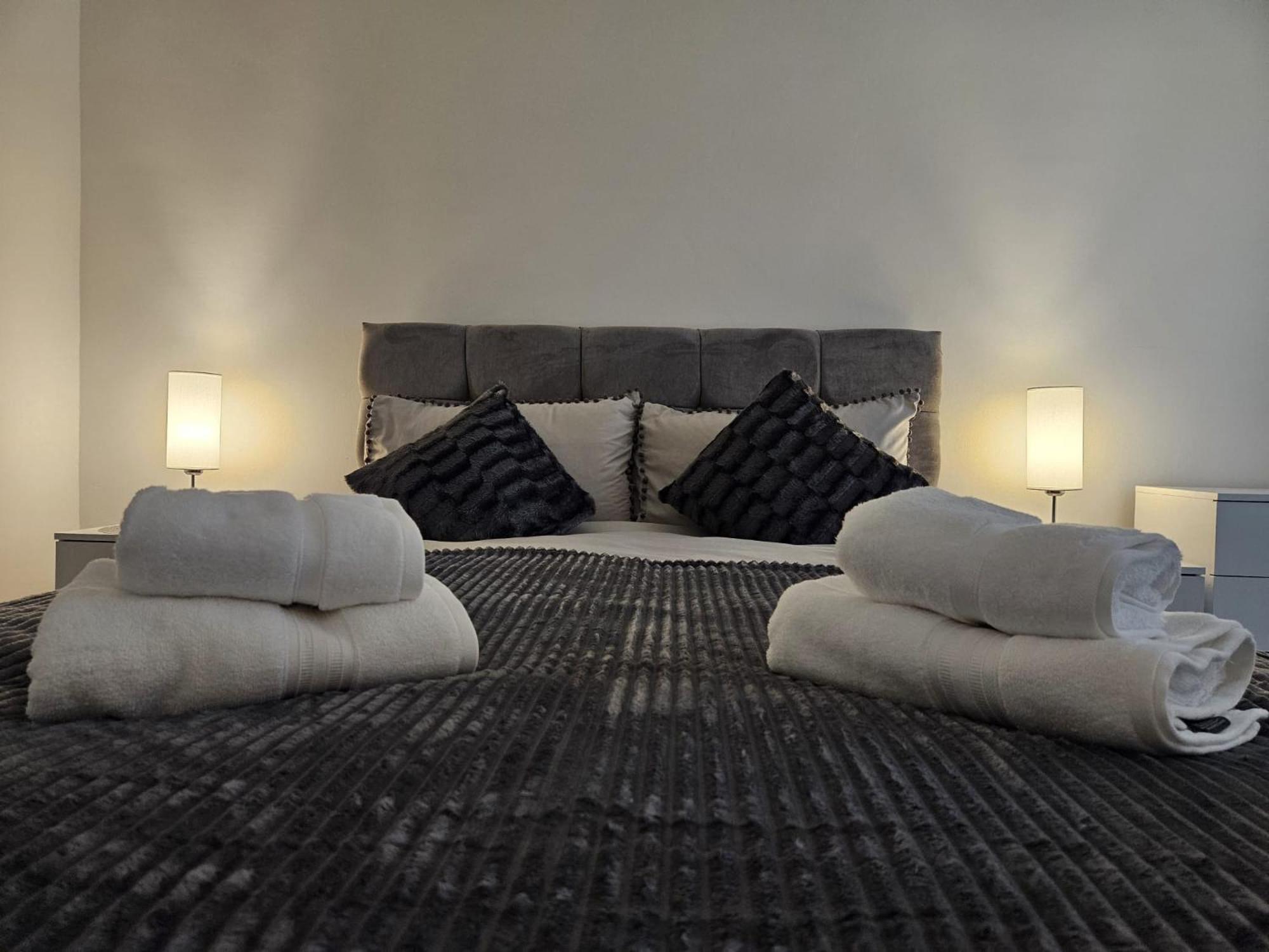 Regina Apartment In Fort William Buitenkant foto