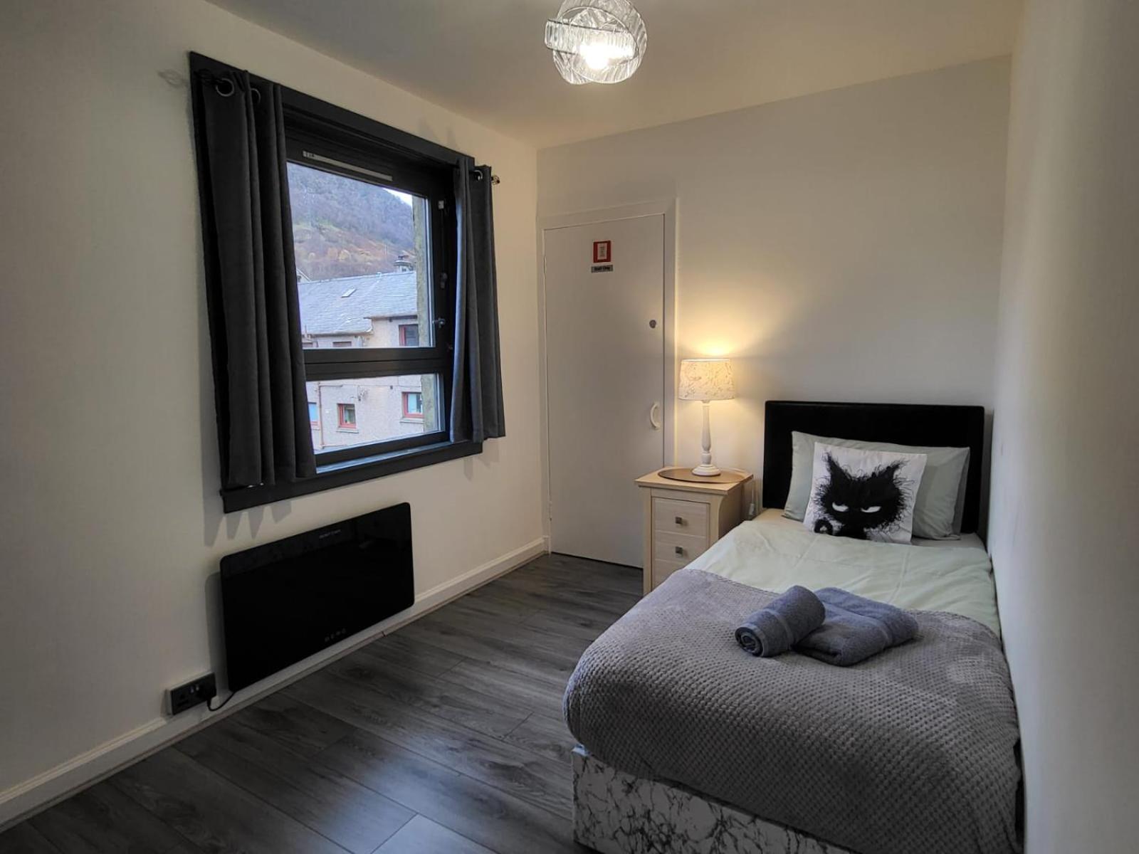 Regina Apartment In Fort William Buitenkant foto